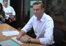 Федеральная служба наказаний потребовала продлить оппозиционеру Алексею Навальному испытательный срок