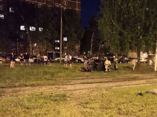 В Татарстане при столкновении багги и автомобиля пострадали два человека