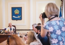 Глава городской администрации Олег Полумордвинов подвел  промежуточные итоги работы 
муниципальных властей