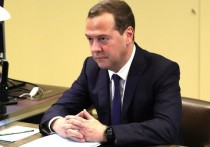 Премьер-министр РФ Дмитрий Медведев на заседании правительства в среду объявил о необходимости рассмотреть вопрос продления на 2019 год ответных мер на санкции Запада