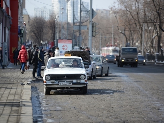 В Екатеринбурге запретят останавливаться на пяти улицах