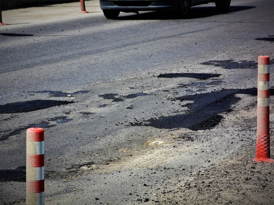 Четыре сантиметра: глава министерства дорожного хозяйства рассказал, как чинят дорогу Пушной-Беломорск