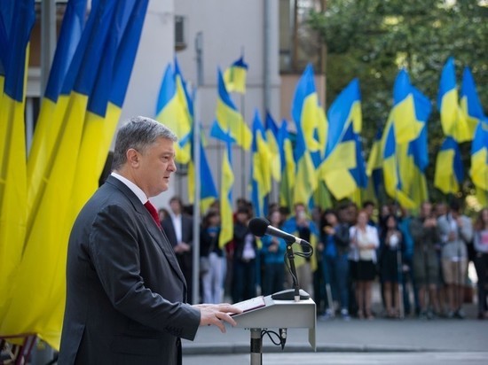 Пока президент грезит черноморскими баталиями, Украина теряет Азовское море