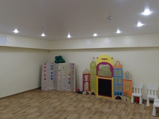 В Калмыкии волонтеры отремонтировали актовый зал в «Доме ребенка»