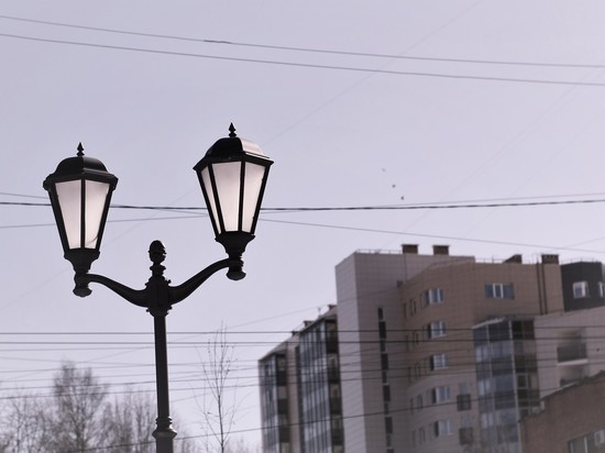 Они прислушались: в Петрозаводске завтра зажгут уличные фонари