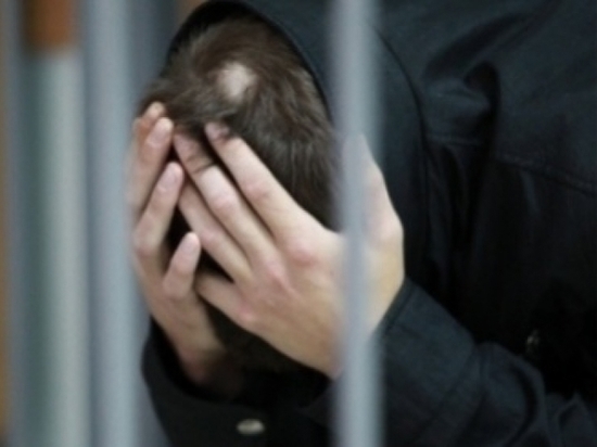 В Оренбурге мужчину обвиняют в убийстве знакомого, который оскорбил его сожительницу