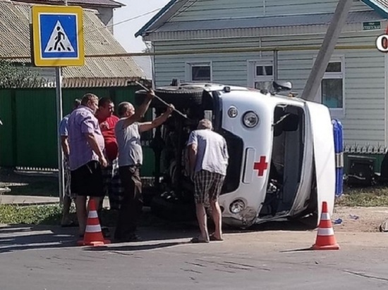 В Соль-Илецке помощь понадобилась машине скорой помощи