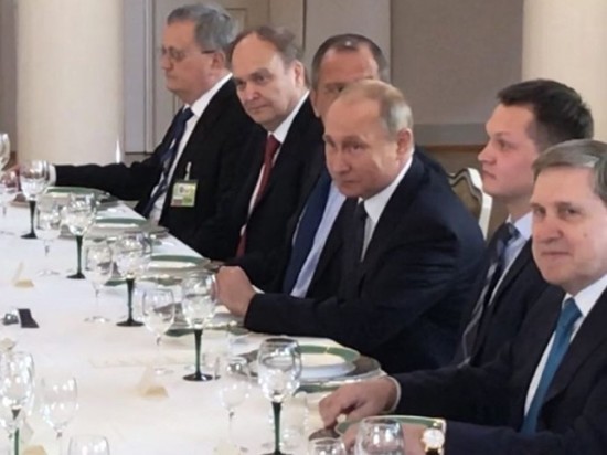Расширенная встреча Путина, Трампа и делегаций началась в Хельсинки