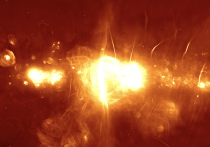 13 июля на территории Южно-Африканской Республики был официально открыт радиотелескоп MeerKAT, и специалисты уже представили сделанную с его помощью «фотографию» центра Млечного пути и расположенной в нём сверхмассивной чёрной дыры