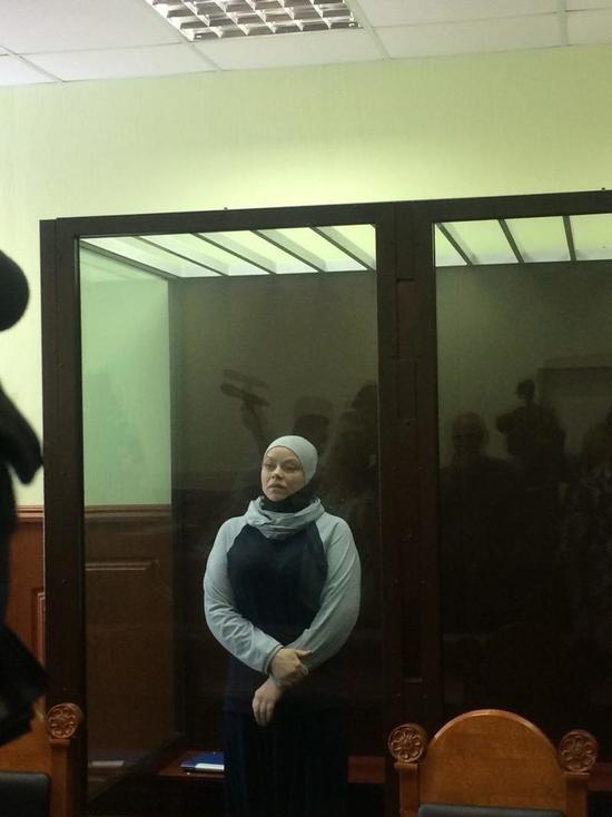 Экс-соцработницу приговорила к 5 годам тюрьмы за участие в террористической организации