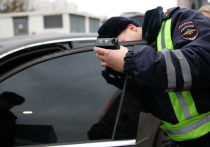 Придорожная полиция сейчас активно «трясет» тонированные не по правилам машины