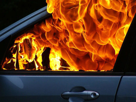 В Оренбурге в Южном сгорел автомобиль
