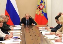 Владимир Путин присоединился к дискуссии о повышении пенсионного возраста, от участия в которой воздерживался в течение месяца