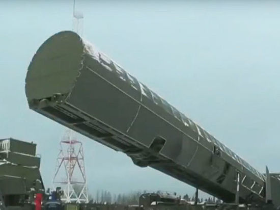 Американский эксперт признал тотальное превосходство ядерного оружия России Американский эксперт признал тотальное превосходство ядерного оружия России