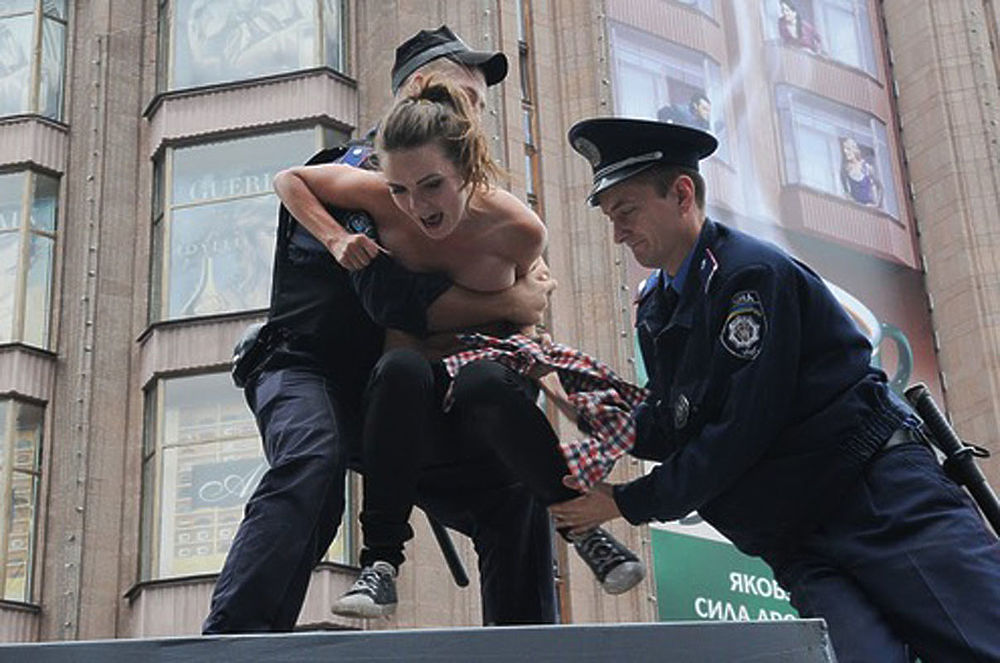 Оксана Шачко и Femen: фото покончившей с собой акционистки