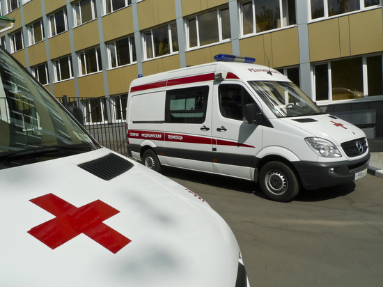 Пожарные эвакуировали 170 человек  из-за пожара в роддоме в Екатеринбурге