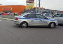 В Москве преступник совершил нападение на сотрудника полиции и нанес ему семь ножевых ранений