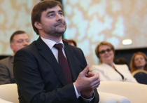 Пресс-служба депутата Госдумы Сергея Железняка распространила сообщение о том, что политик утром 24 июля предоставил в управление госслужбы и кадров ГД листок нетрудоспособности за период с 19 по 23 июля