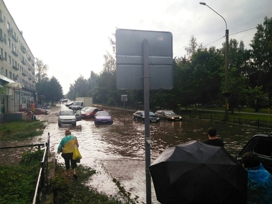 В Тверской области городской проспект превратился в реку