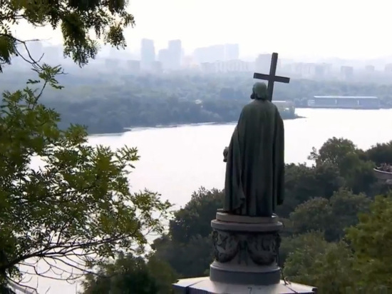 Порошенко: крестив Русь, князь Владимир сделал европейский выбор