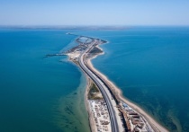 Украинское Министерство по вопросам временно оккупированных территорий объявило на своем сайте, что инициирует более масштабные санкции против России  чем ЕС из-за строительства Крымского моста