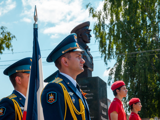 Установить в Рузаевке бюст легендарного военачальника предложило местное отделение «Союза десантников РМ»