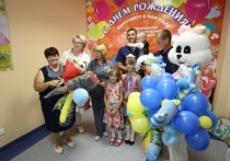 Сегодня, 6 августа, глава семейства Филипповых забрал из волгоградского перинатального центра счастливую жену и новорожденного сына