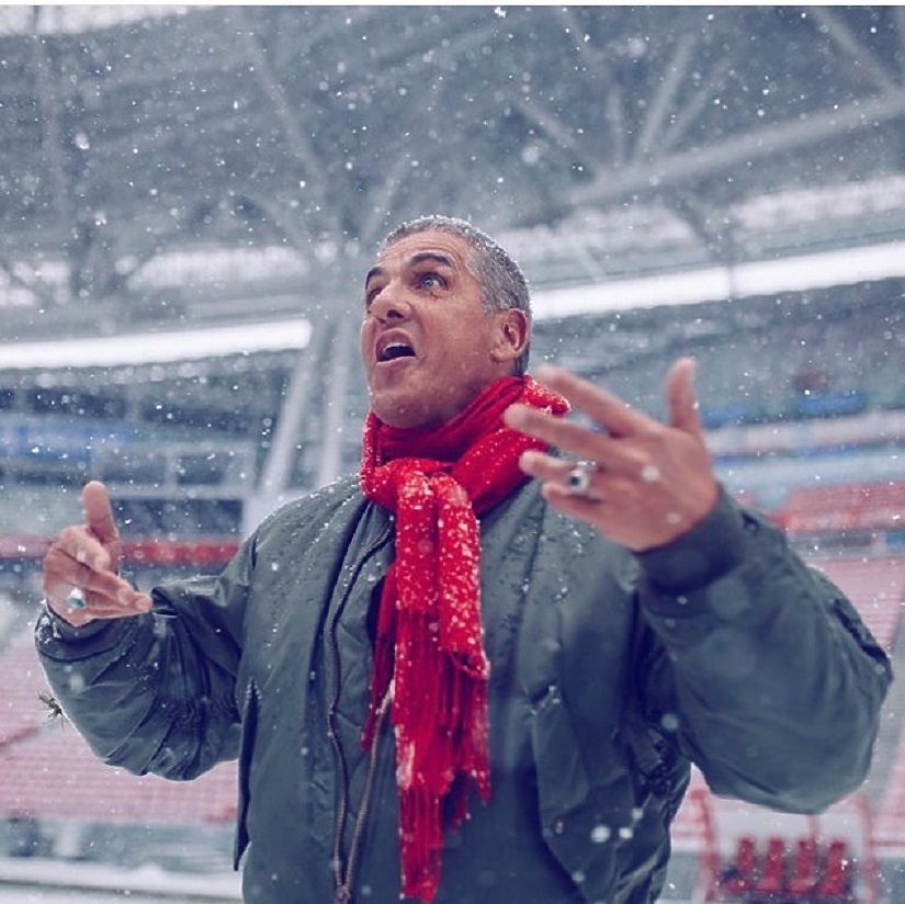 Драки, баня, снег: фото русской жизни актёра "Такси" Сами Насери