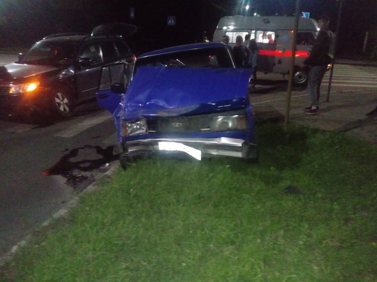 Молодой человек пострадал в ДТП с «Жигули» и Subaru в Бийске