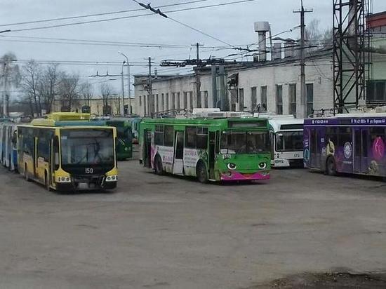 Cобянин передает Калуге исключенные из эксплуатации автобусы