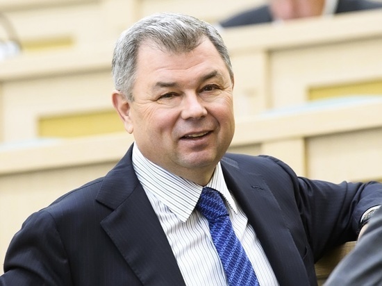 Артамонов сдал 4 позиции в медиарейтинге губернаторов