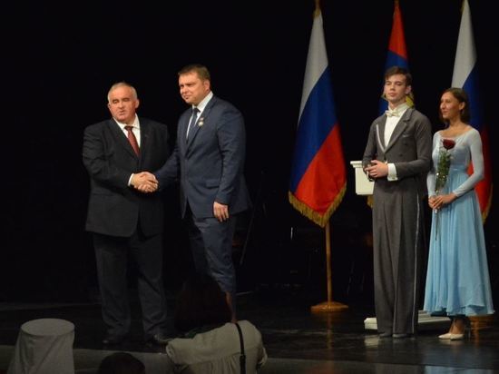 В Костроме наградили жителей, внесших значительный вклад в развитие региона
