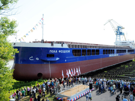 Сухогруз «Пола Феодосия» спущен на воду в Нижнем Новгороде