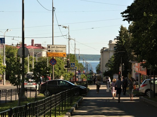 В центре Петрозаводска могут запретить рекламные раскладушки