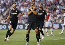 В минувшие выходные в Европе стартовали сразу два национальных чемпионата - Испании и Италии. Летнее трансферное окно многое изменило в клубах из этих стран, так что последить за "Реалом" без Криштиану Роналду и "Ювентусом" с ним - будет особенно интересно. 