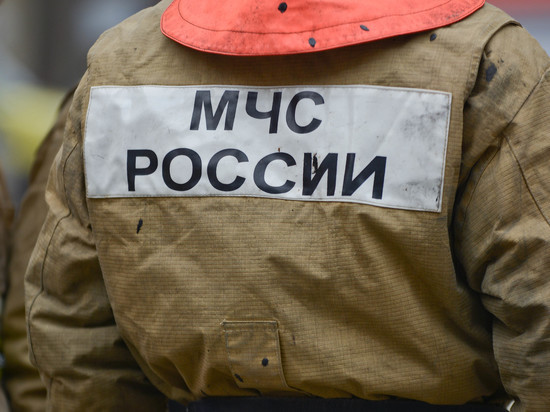 В Екатеринбурге пришлось эвакуировать 50 человек из горящего дома