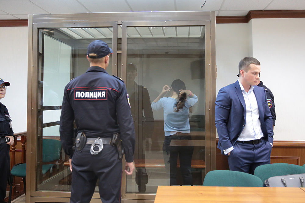 Сестры Хачатурян признали свою вину: фоторепортаж из зала суда