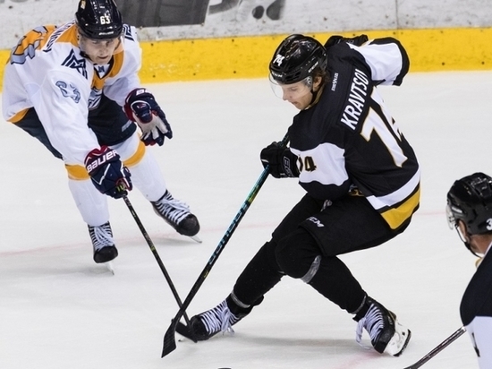 Способен ли челябинский хоккейный клуб повторить «бронзовый» успех прошлого сезона, размышляет спортивный обозреватель «МК-Урал».