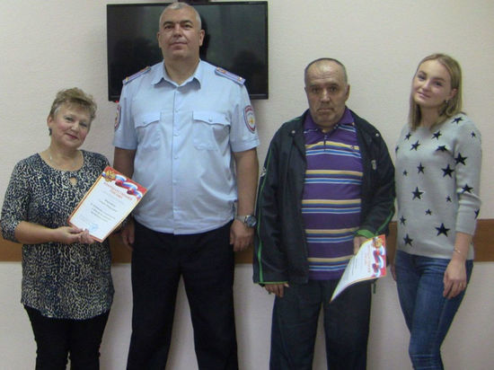 В Кузбассе пенсионеры вернули потерянный кошелёк и попали в полицию