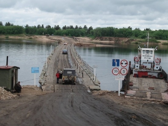 Понтонный мост через Вагу осенью следующего года будет передан в госсобственность