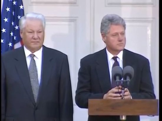 Ельцин предупреждал Клинтона о мечтающих вернуть Крым фанатиках