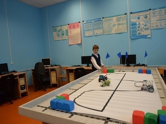 В свердловской школе, где преподавал отец Мамина-Сибиряка, открыли класс робототехники