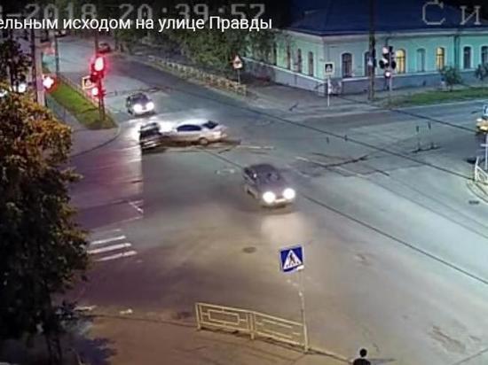 В Петрозаводске в дорожной аварии погиб пенсионер