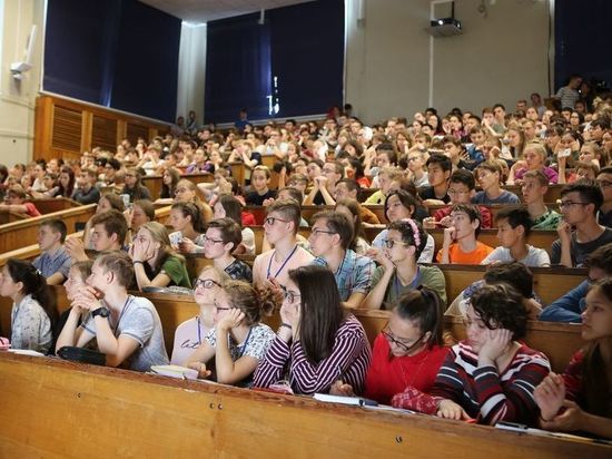 20 старшеклассников из Бурятии поступили в физматшколу Новосибирска