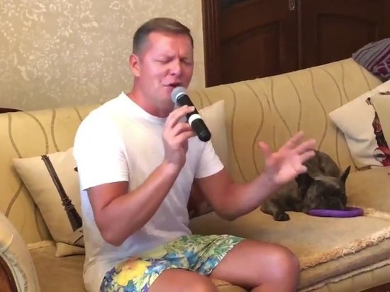 Ляшко исполнил "Третье сентября" Шуфутинского в караоке