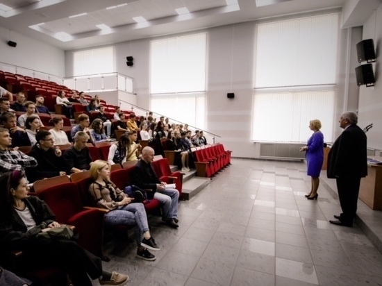 Энергетики ПАО «ТГК-1» провели открытый урок для студентов ПетрГУ