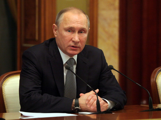 Путин внес в Госдуму поправки к законопроекту о пенсиях