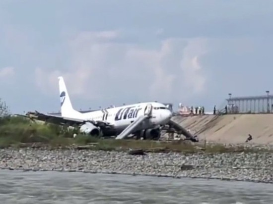 МАК выяснил причину аварии Boeing в Сочи, пишут СМИ