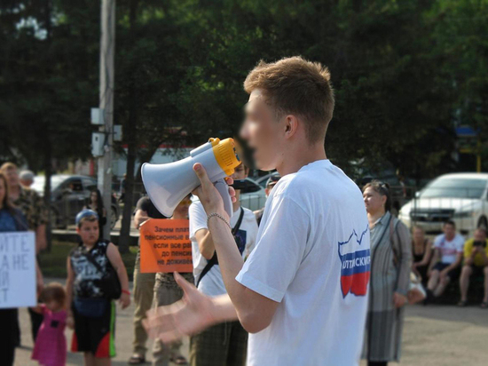 Бийский школьник из команды Навального оспорил штраф за ЛГБТ-пропаганду