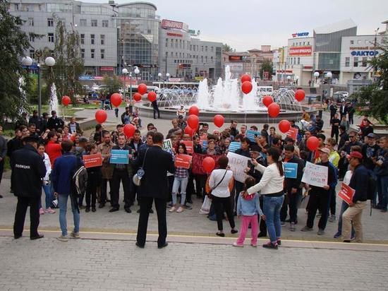 Несанкционированное шествие прошло в Улан-Удэ в разгар выборов